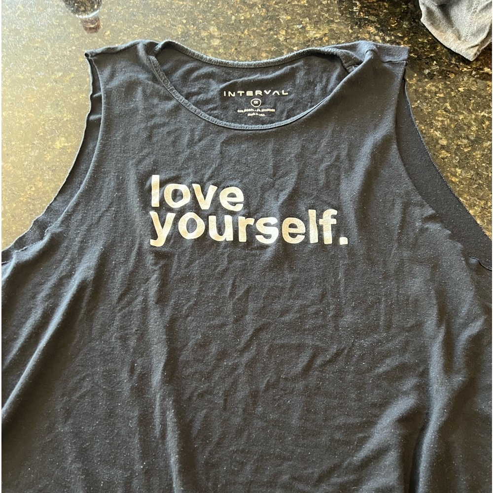 1X BLACK TANK